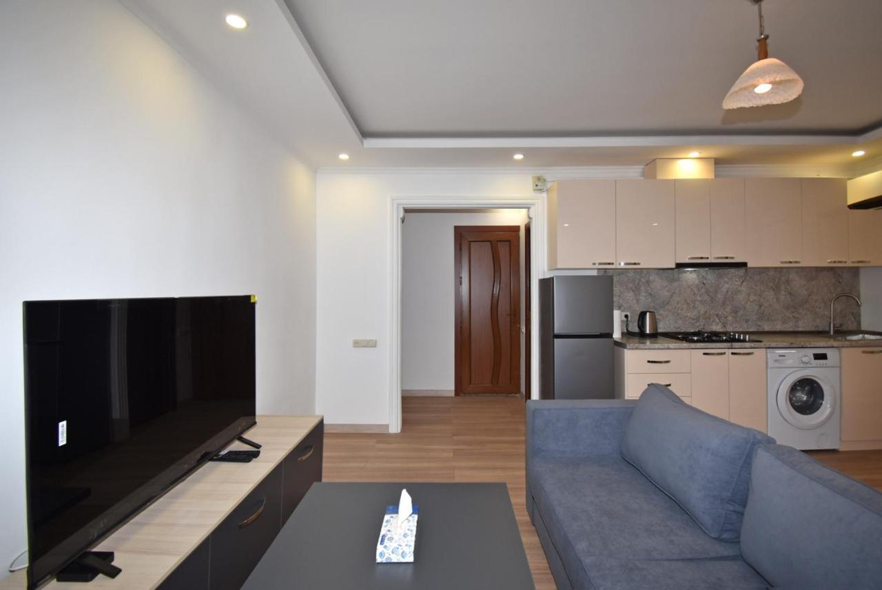 19Tumanyan Excellent Apartment In The Centre Of Capital Jereván Kültér fotó